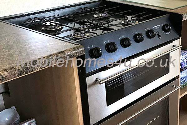 Photo 6 of caravan ref 1019
