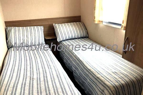 Photo 8 of caravan ref 1019