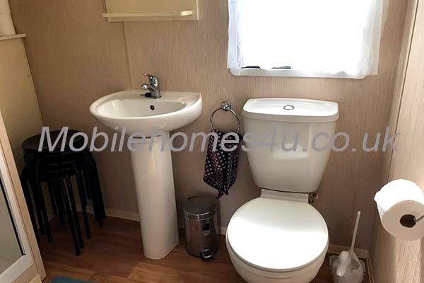 Photo 10 of caravan ref 1019