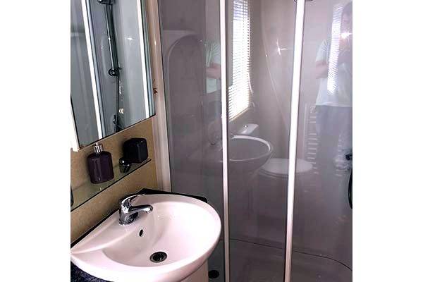 Photo 7 of caravan ref 1072