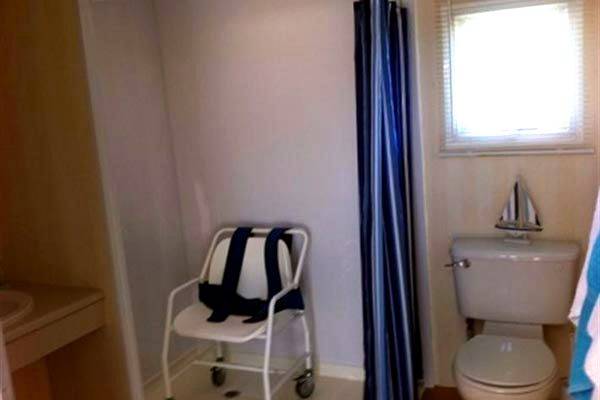 Photo 4 of caravan ref 1110