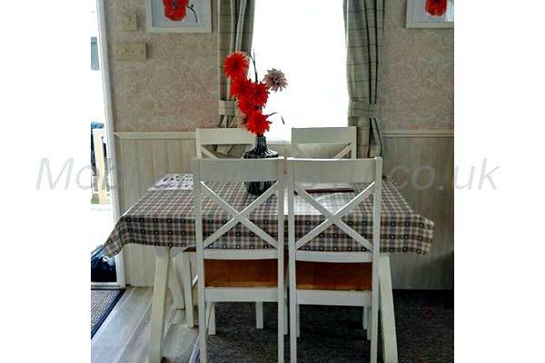 Photo 4 of caravan ref 1174