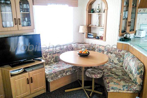 Photo 4 of caravan ref 1271