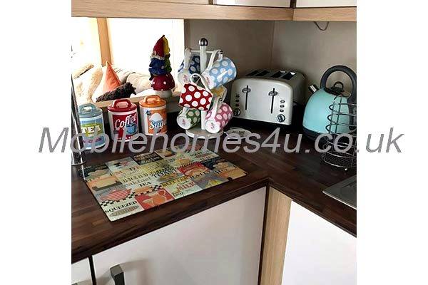 Photo 5 of caravan ref 1364