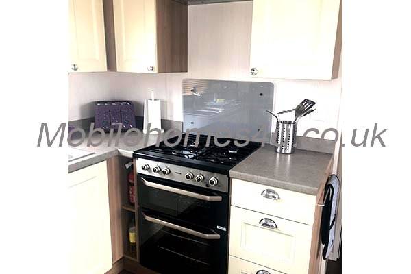 Photo 3 of caravan ref 1451