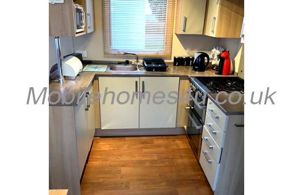 Photo 4 of caravan ref 1617